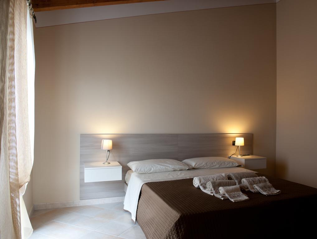 Al Borgo Alloggi Desenzano del Garda Room photo